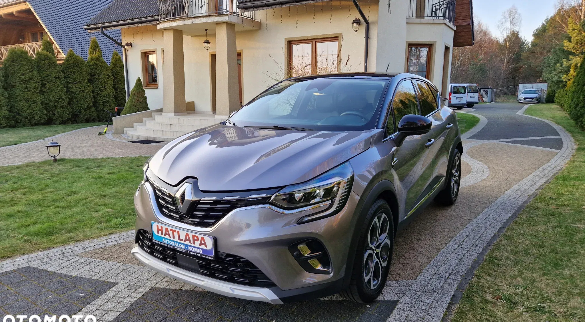 pomorskie Renault Captur cena 83900 przebieg: 37000, rok produkcji 2022 z Stawiszyn